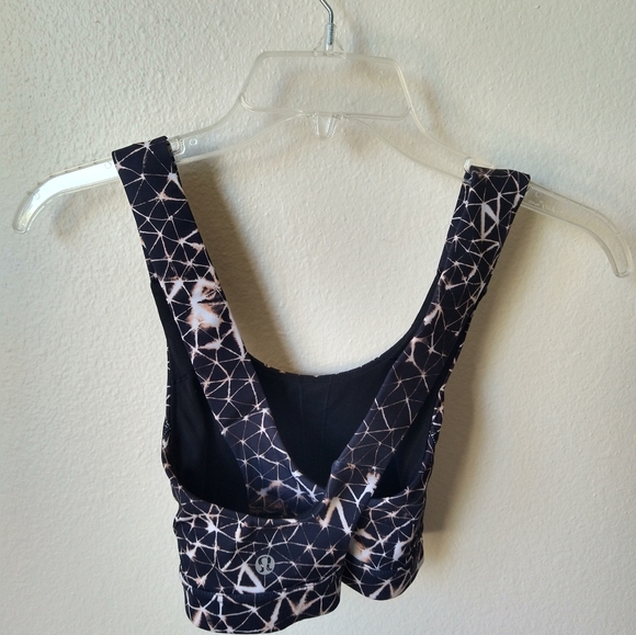 Lululemon Sports Bra - Picture 3 of 8